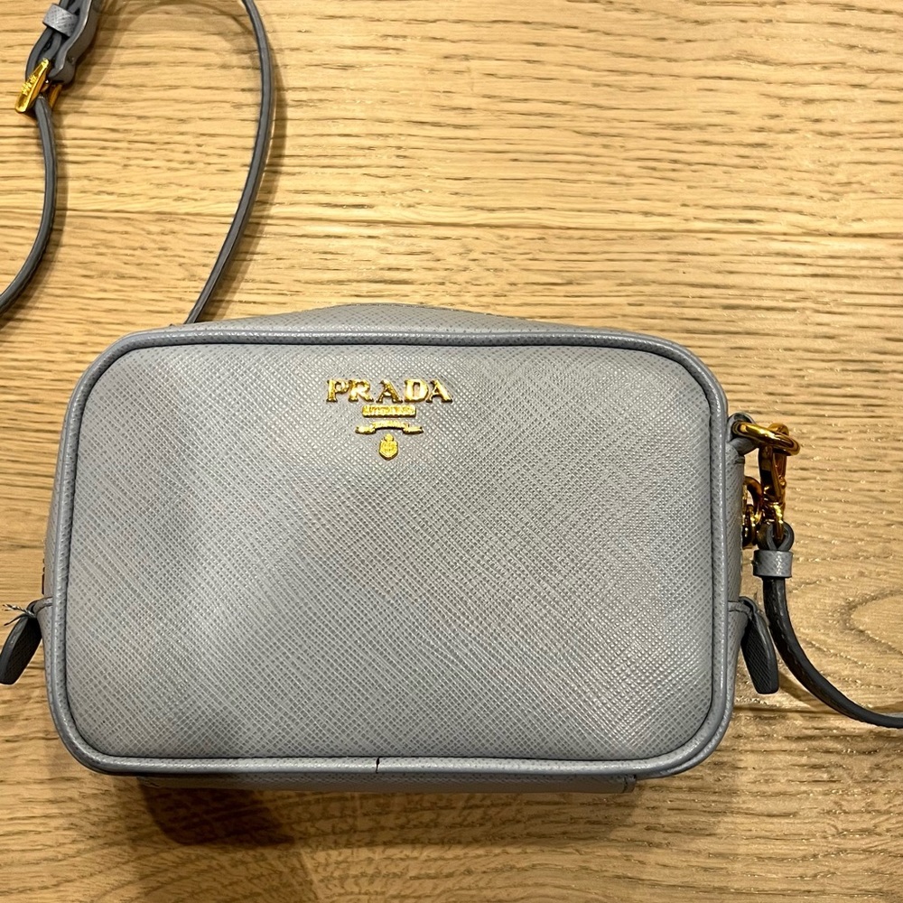 SOLD DO NOT PURCHASE Prada Mini Crossbody Bag with Adjustable/Detachable Strap - Picture 3 of 12